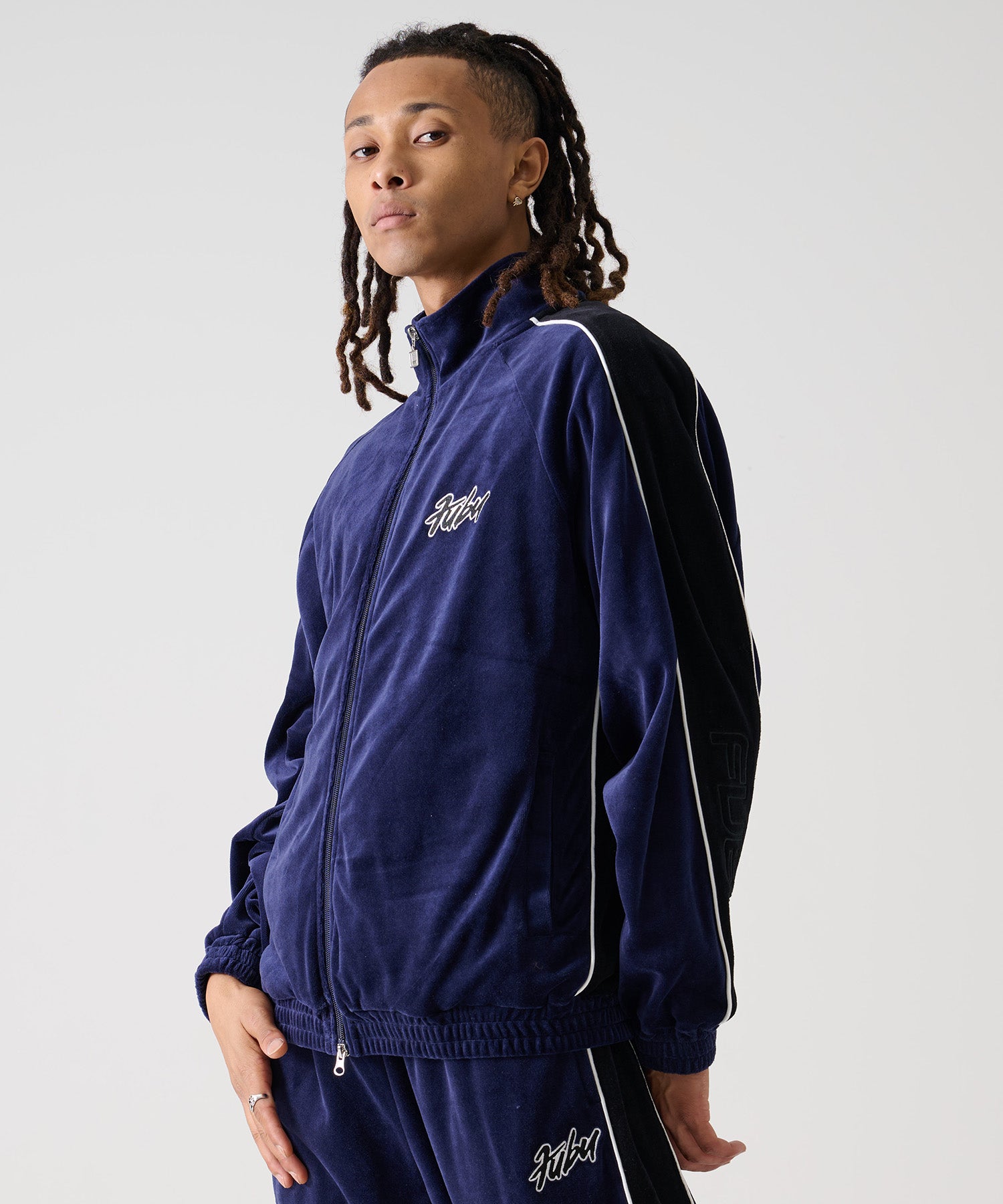 FUBU フブ 刺繍 フルジップ ベロア トラックジャケット ジャージ。FUBU