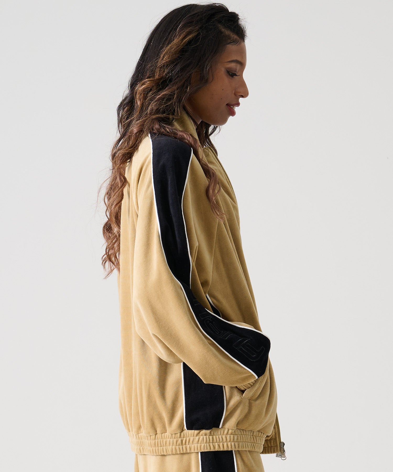 FUBU フブ 刺繍 フルジップ ベロア トラックジャケット ジャージ。FUBU