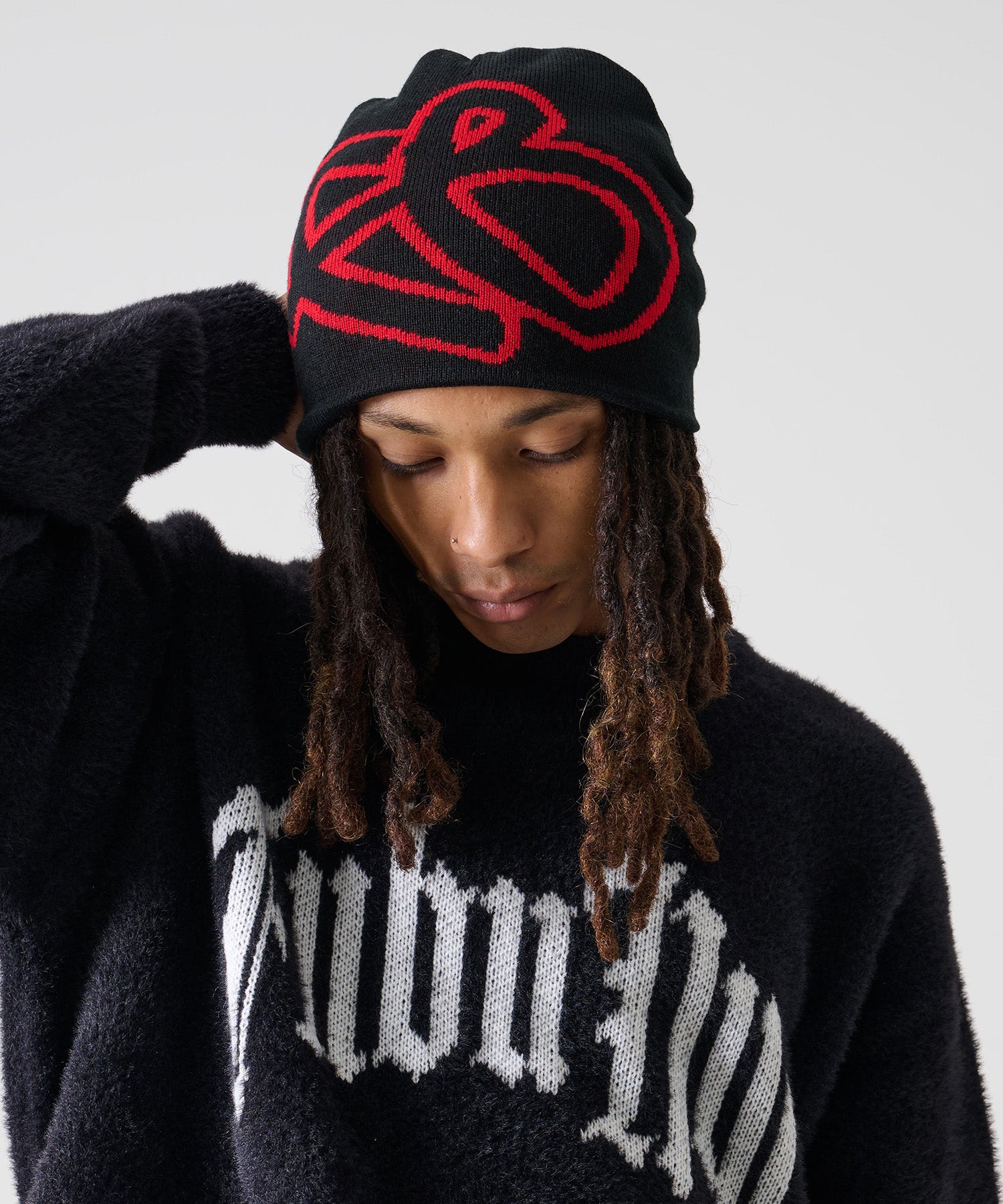 FUBU フブ ロゴ ビッグ ビーニー ニット帽 帽子。FUBUはアメリカの代表