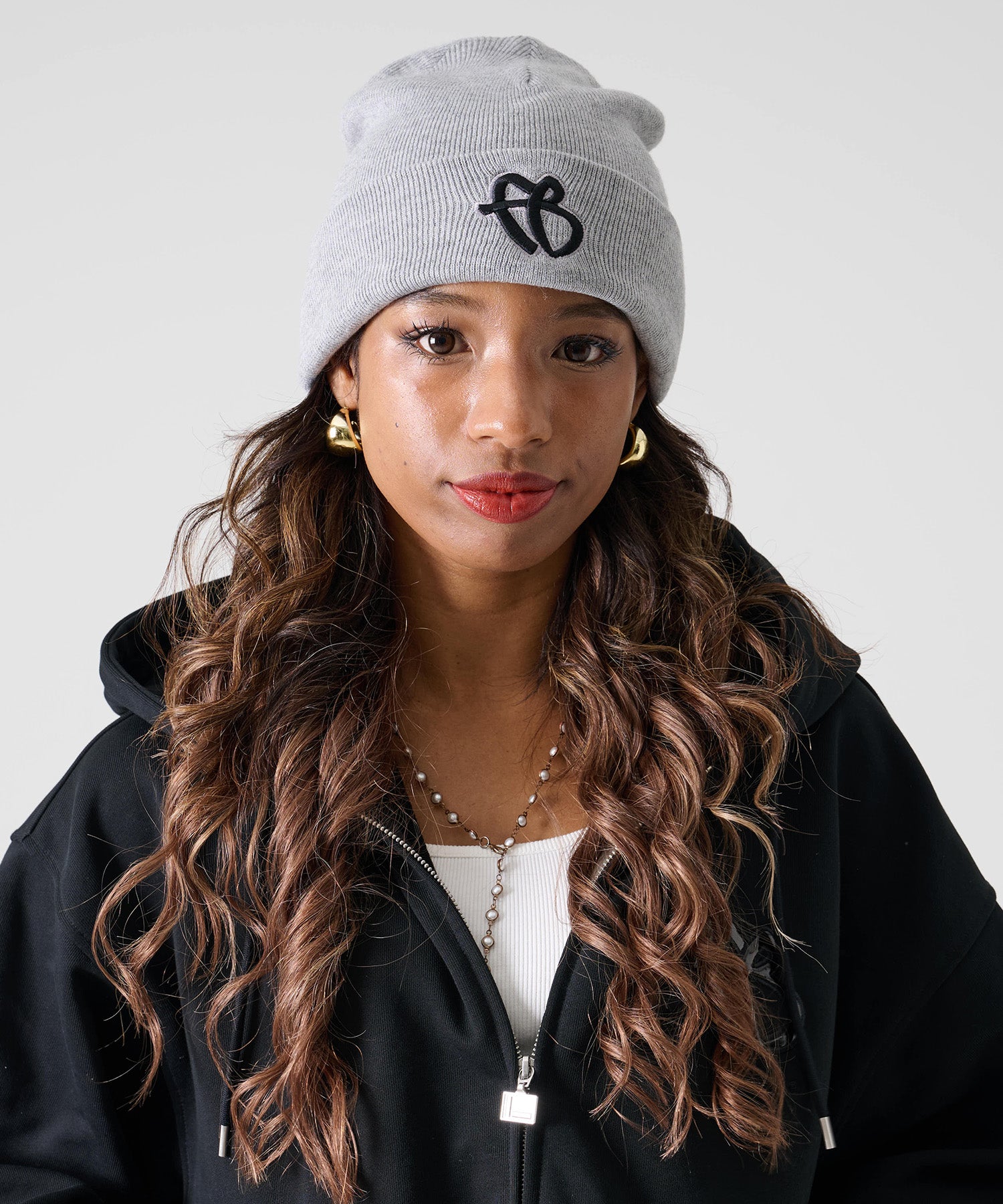 FUBU フブ FBロゴ ニット帽 。FUBUはアメリカの代表的なHIPHOP FASHION
