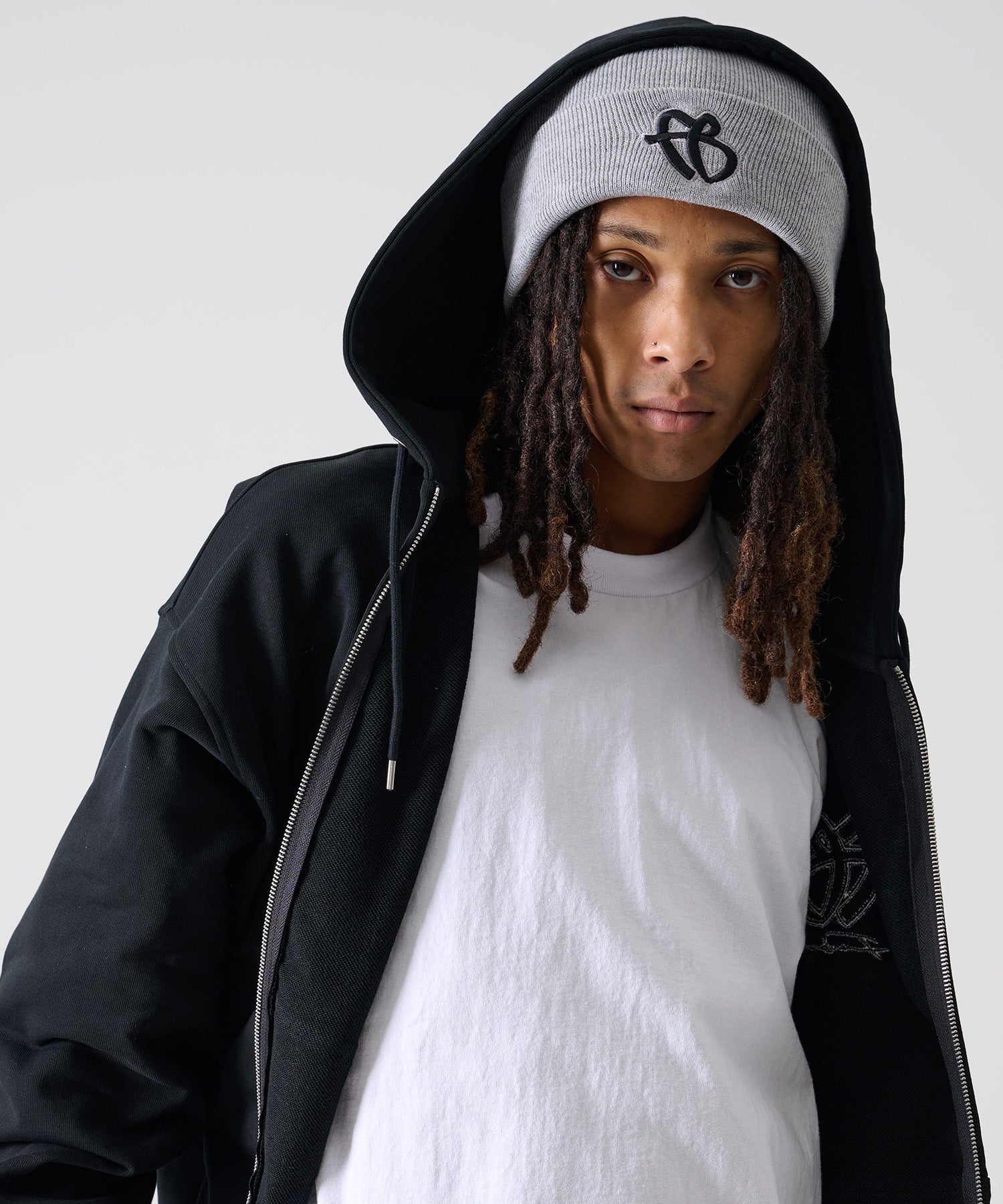 FUBU フブ FBロゴ ニット帽 。FUBUはアメリカの代表的なHIPHOP FASHION