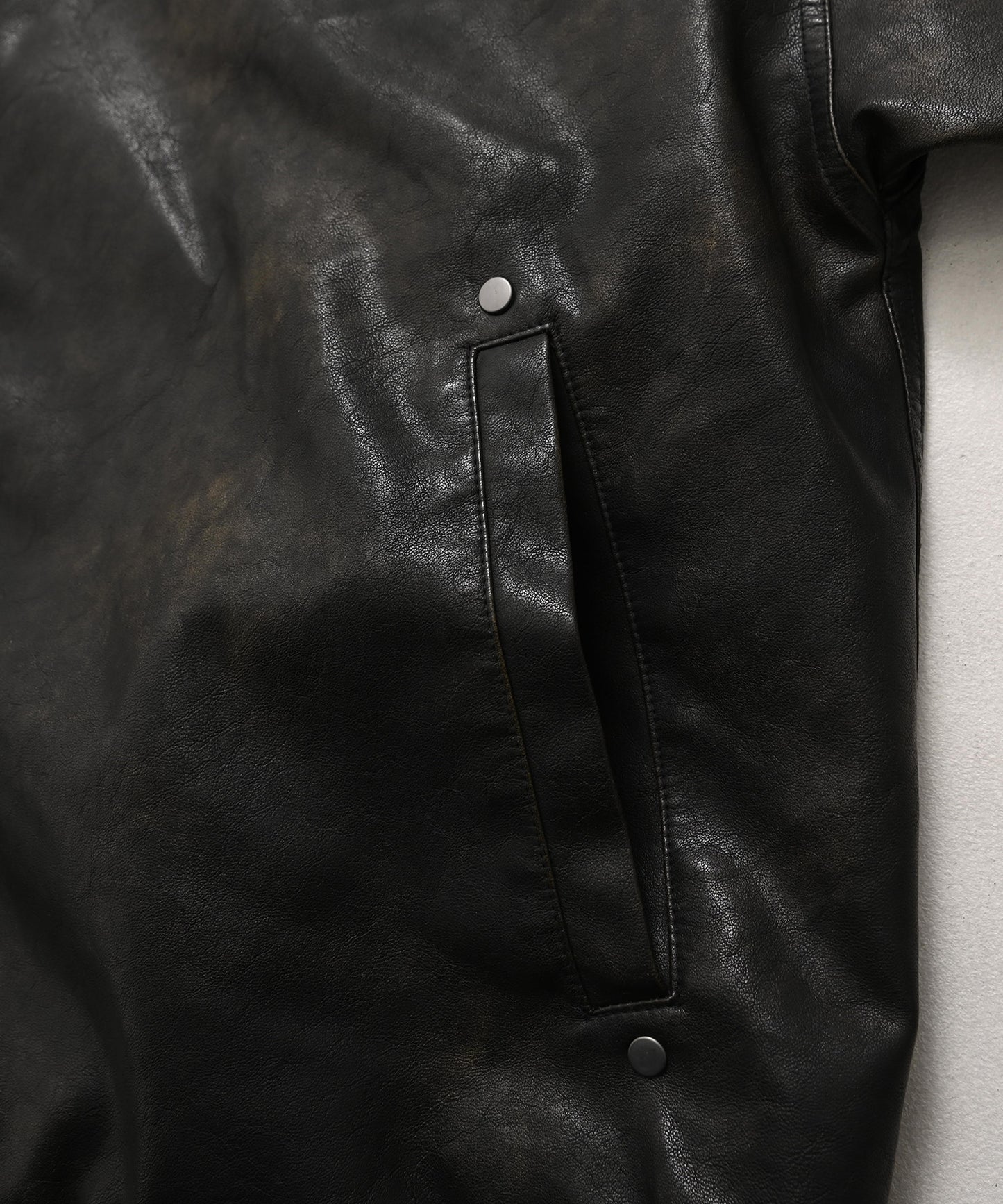 【NEW】FAUX LEATHER SHORT HOODED JACKET/フェイクレザー ショートフード付きジャケット【FAM-61303】