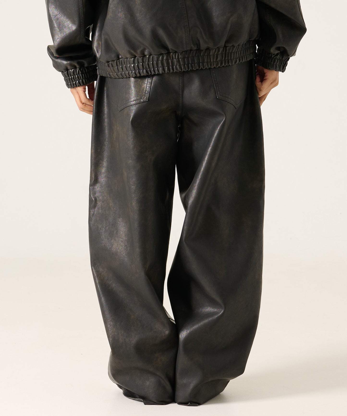 【NEW】FAUX LEATHER BUGGY PANTS/フェイクレザー バギーパンツ【FAM-61502】