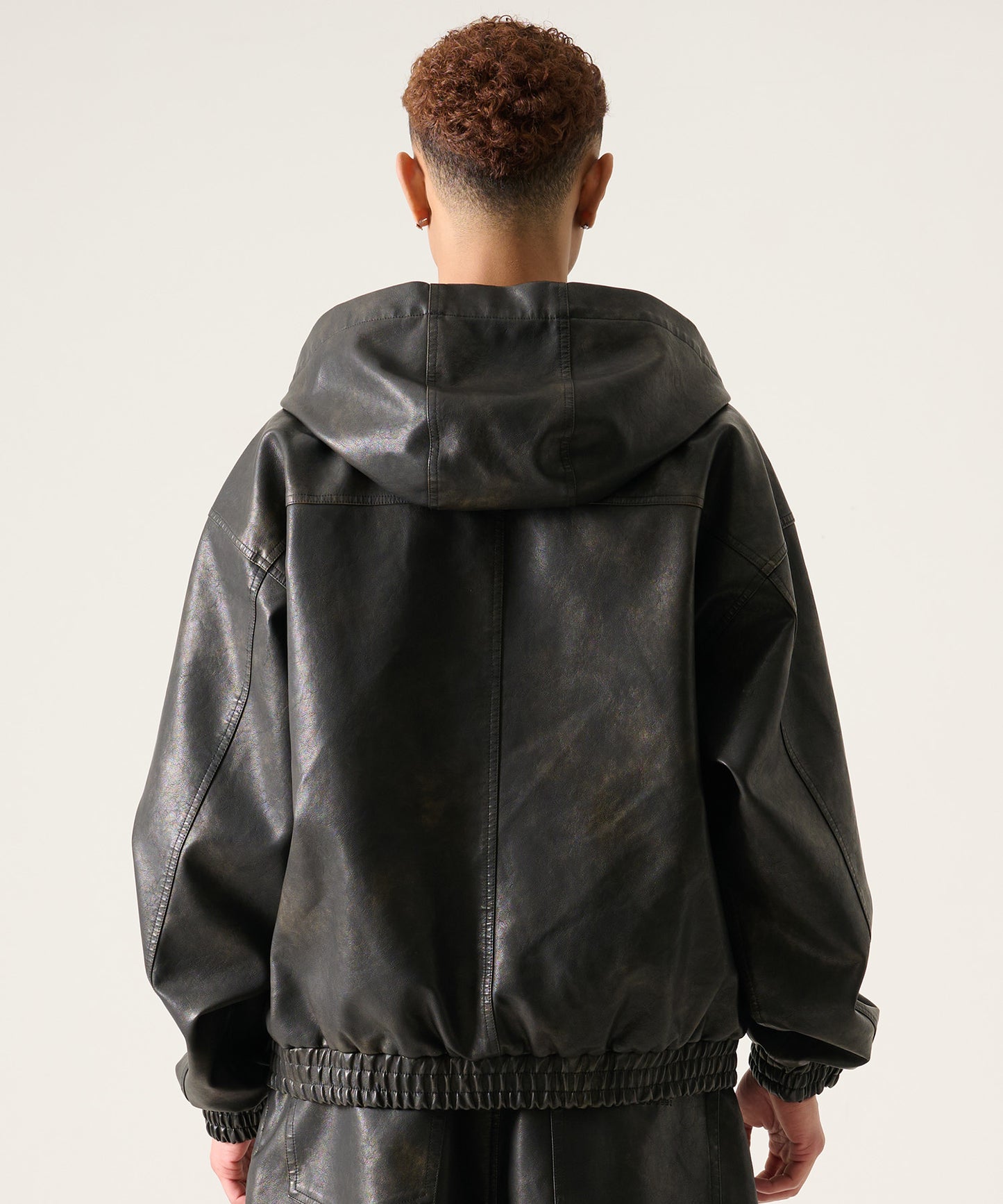 【NEW】FAUX LEATHER SHORT HOODED JACKET/フェイクレザー ショートフード付きジャケット【FAM-61303】