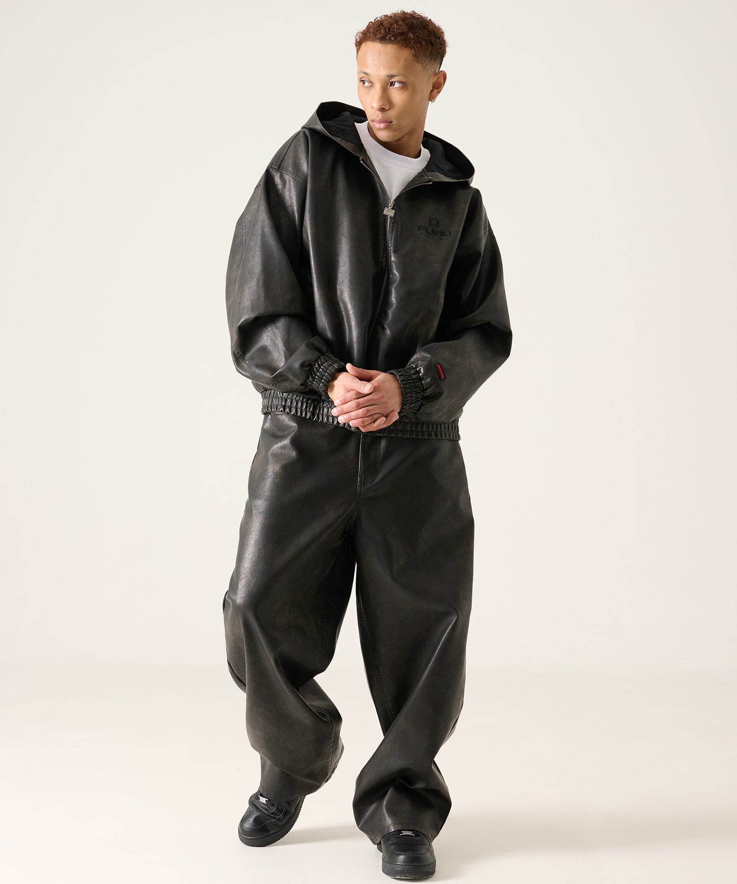 【NEW】FAUX LEATHER SHORT HOODED JACKET/フェイクレザー ショートフード付きジャケット【FAM-61303】