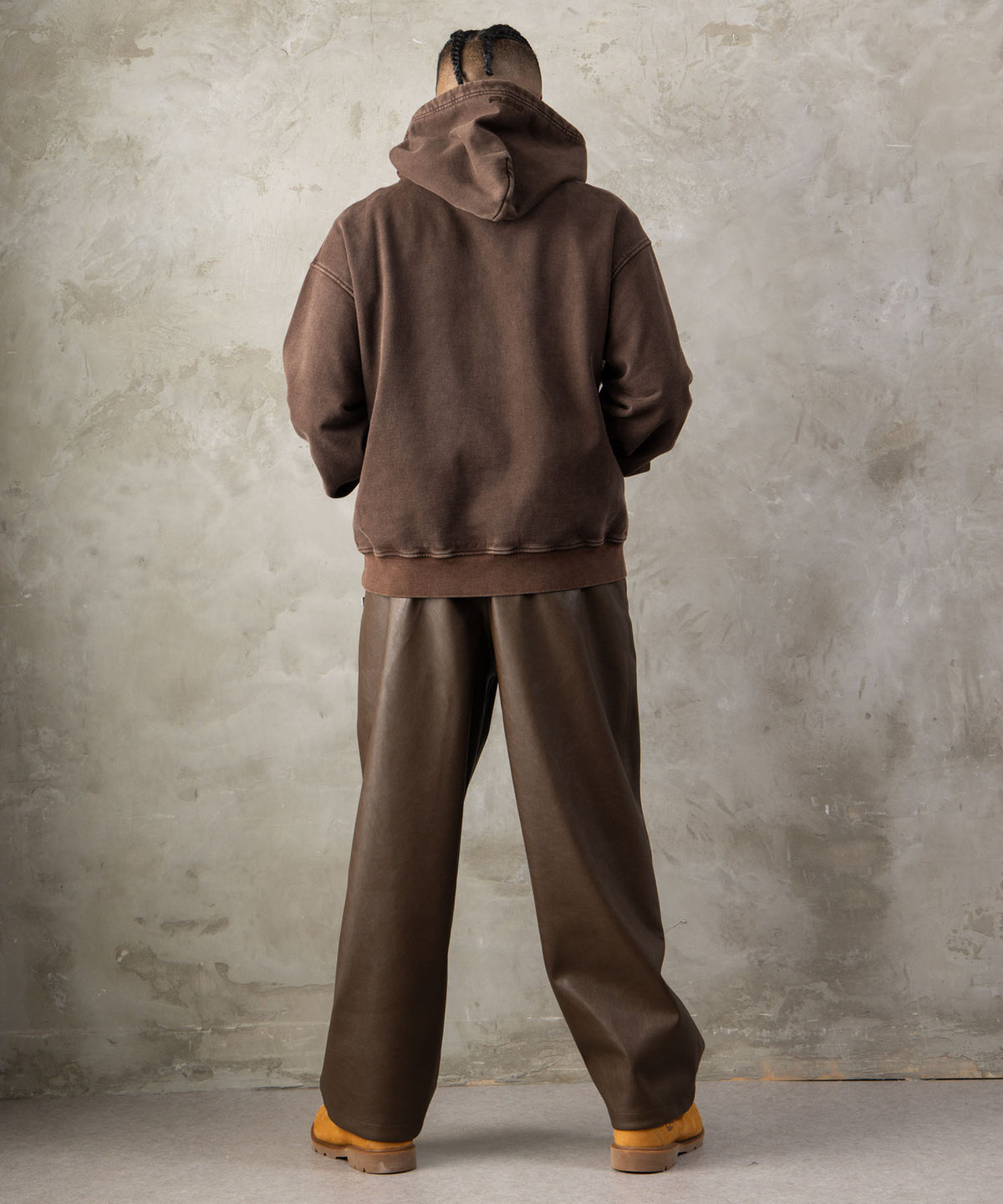 【NEW】FAUX LEATHER PATCH HOODIE/フェイクレザーパッチフーディー【FAM-62704】