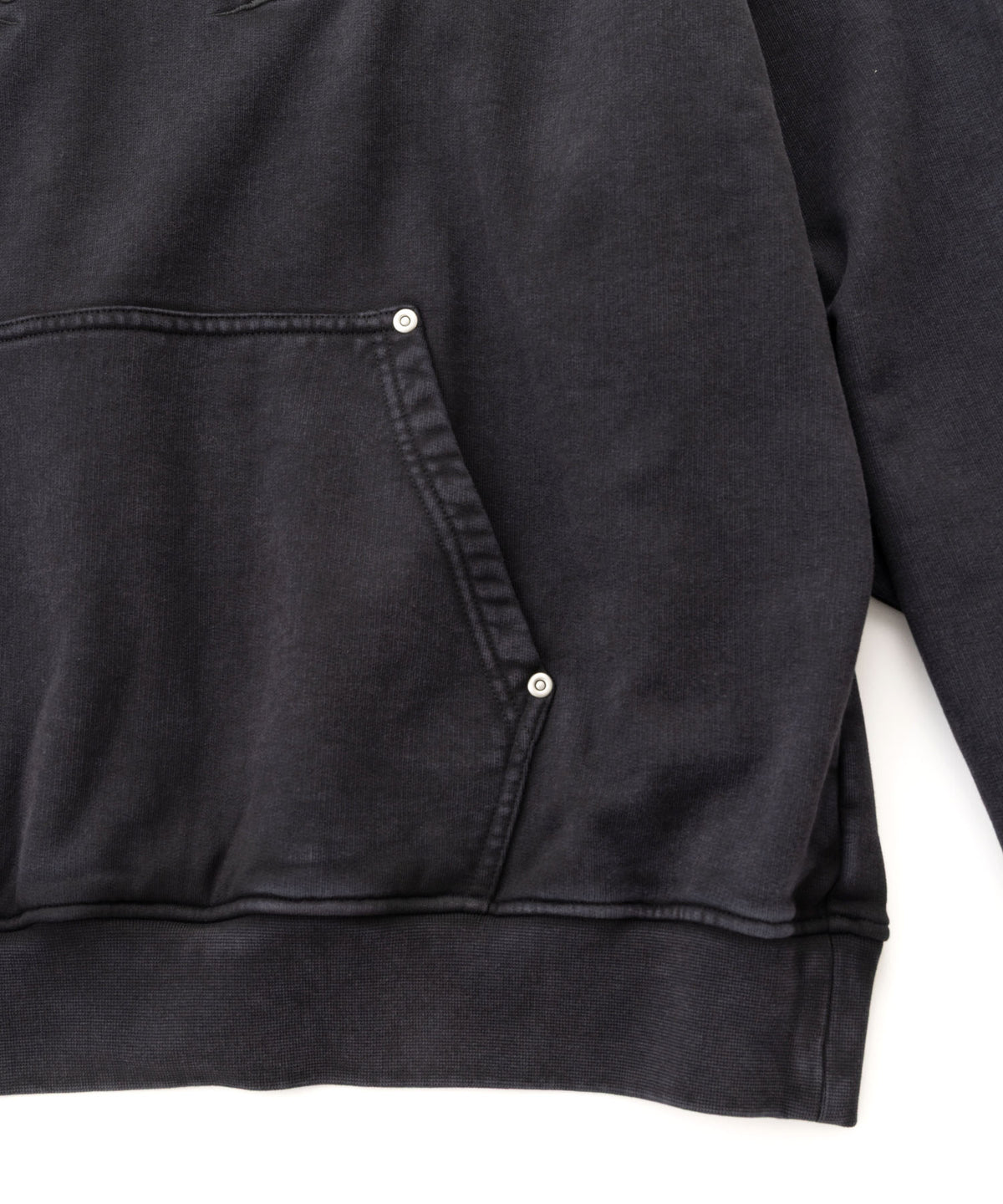 【NEW】FAUX LEATHER PATCH HOODIE/フェイクレザーパッチフーディー【FAM-62704】