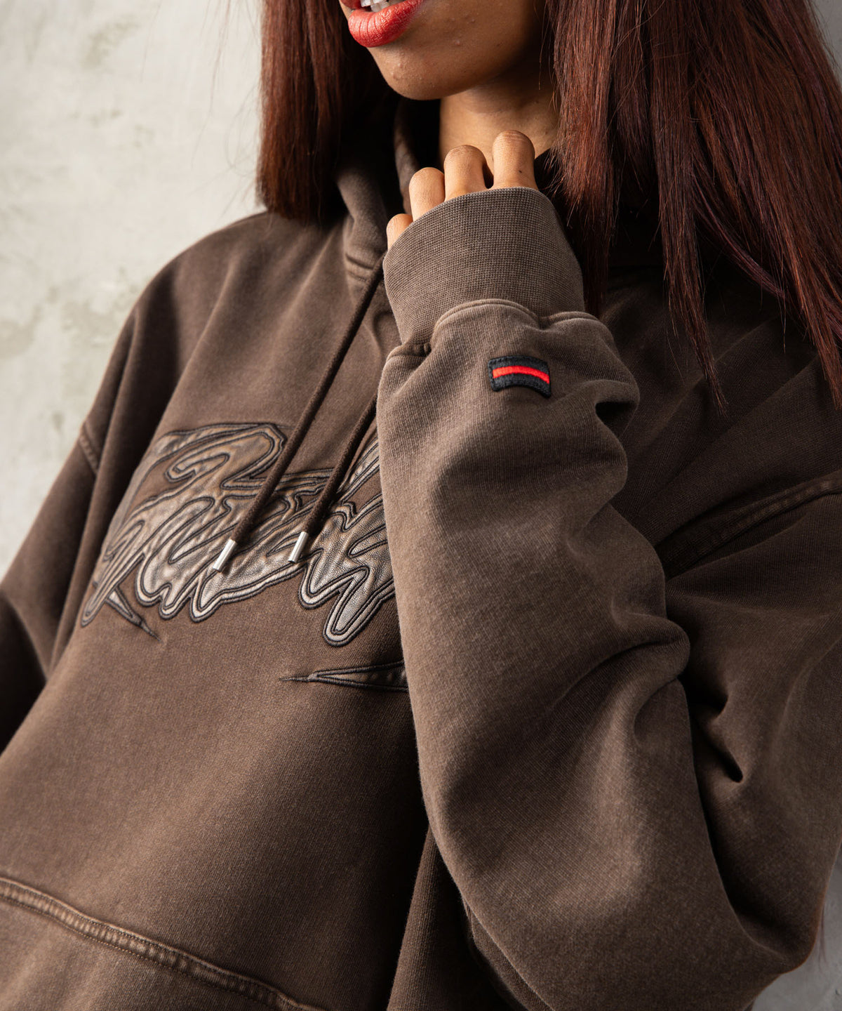 【NEW】FAUX LEATHER PATCH HOODIE/フェイクレザーパッチフーディー【FAM-62704】