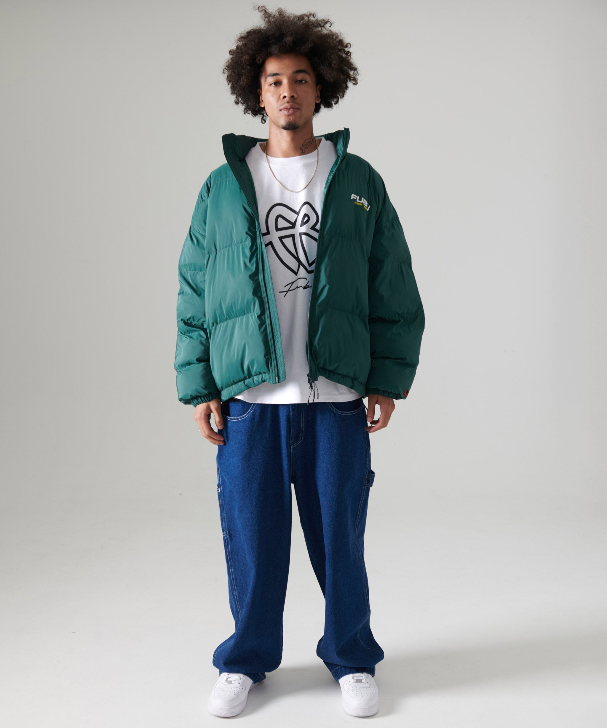 FUBU フブ ジャケット アウター ロゴ ワッペン 刺繍 袖ゴム ドローコード付き 中綿 ナイロンジャケット パディングジャケット  ジャンパー。FUBUはアメリカの代表的なHIPHOP FASHION BRAND（ヒップホップ ファッション ブランド）です。 – FUBU Japan