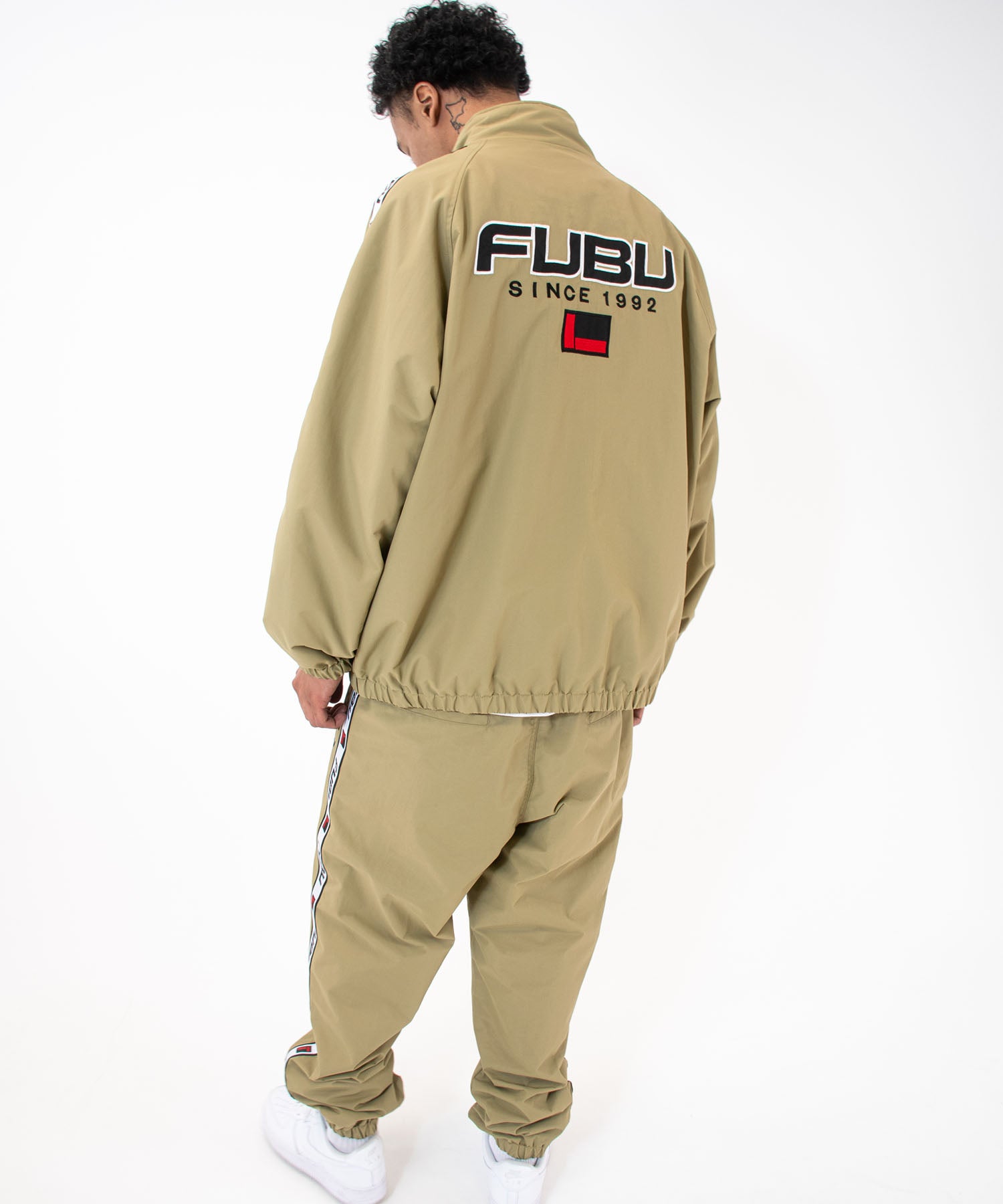 FUBU フブ トラックパンツ ロゴ 刺繍 裏メッシュ セットアップ着用可能